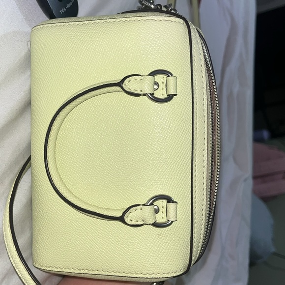 mini green crossbody - Picture 4 of 4